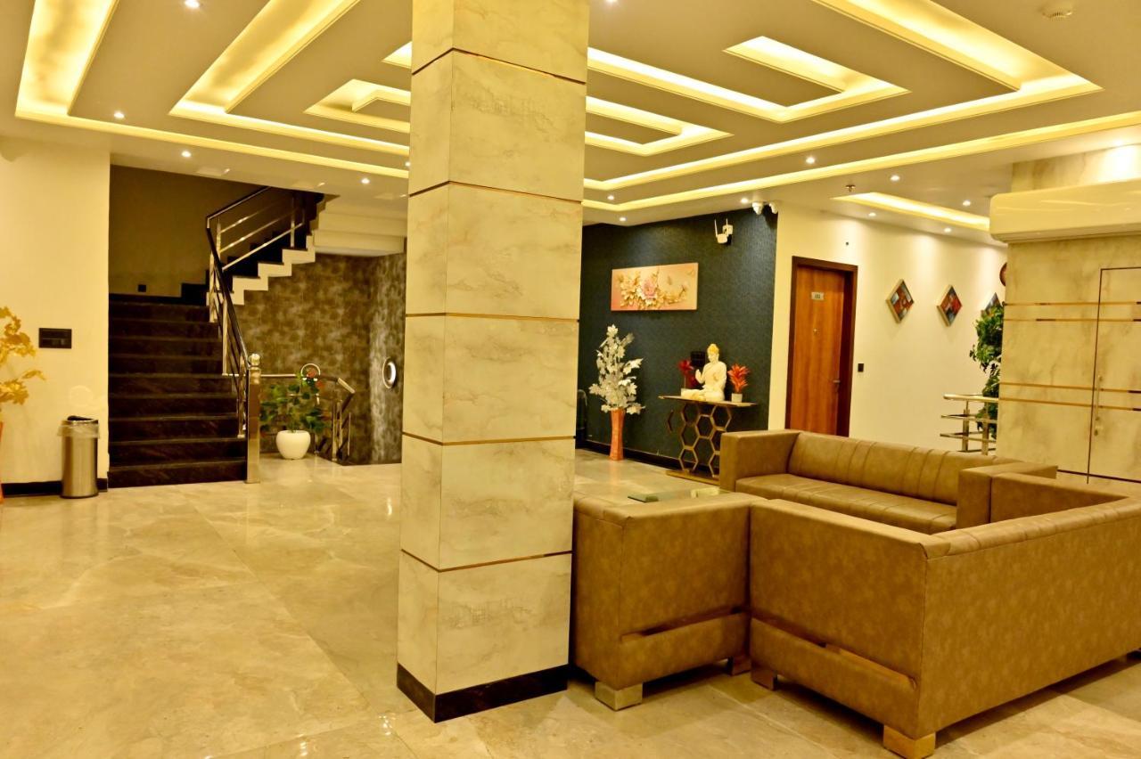 Hotel Elite - 5 Mins From Golden Temple อัมริตสา ภายนอก รูปภาพ