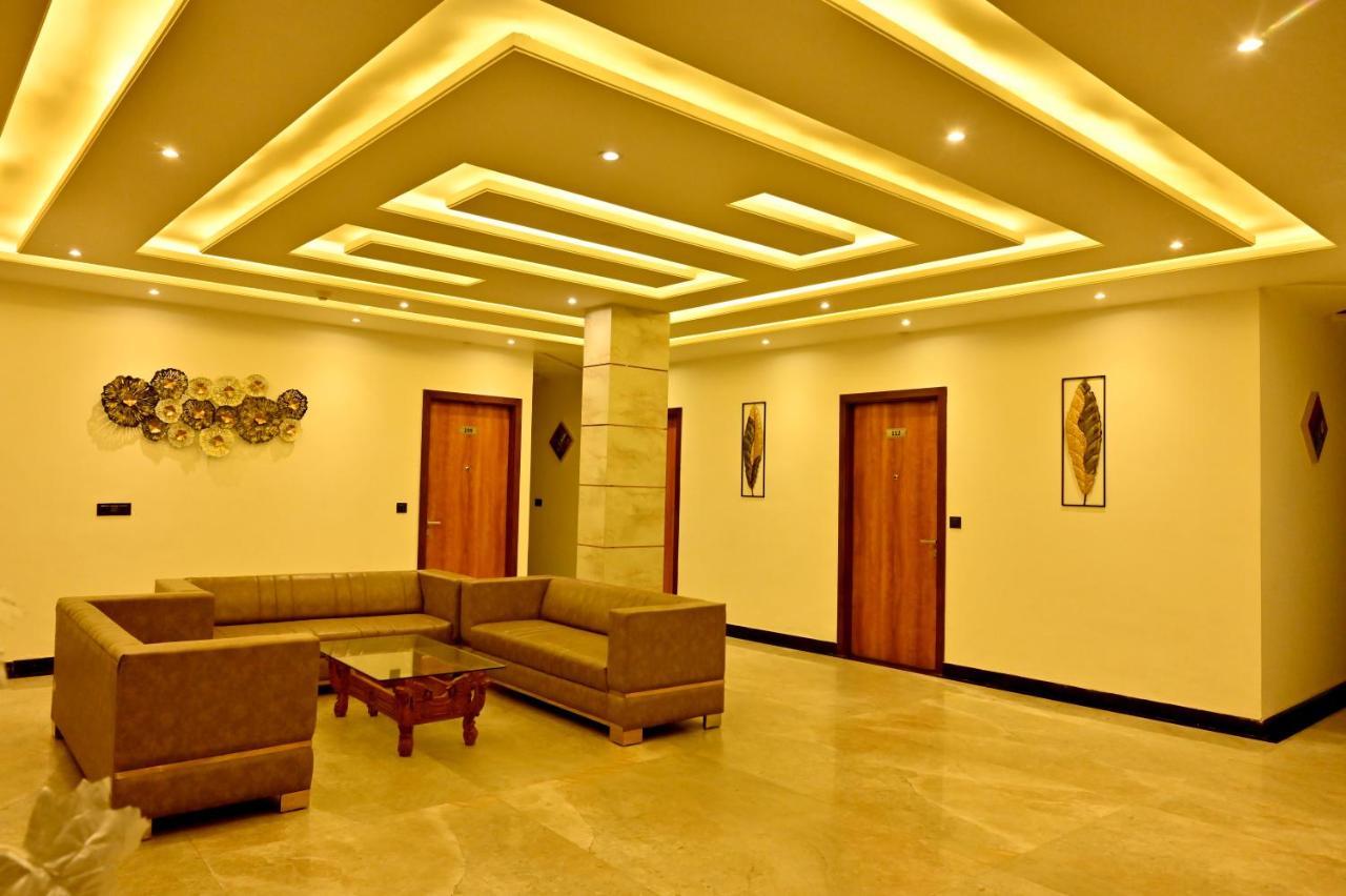 Hotel Elite - 5 Mins From Golden Temple อัมริตสา ภายนอก รูปภาพ